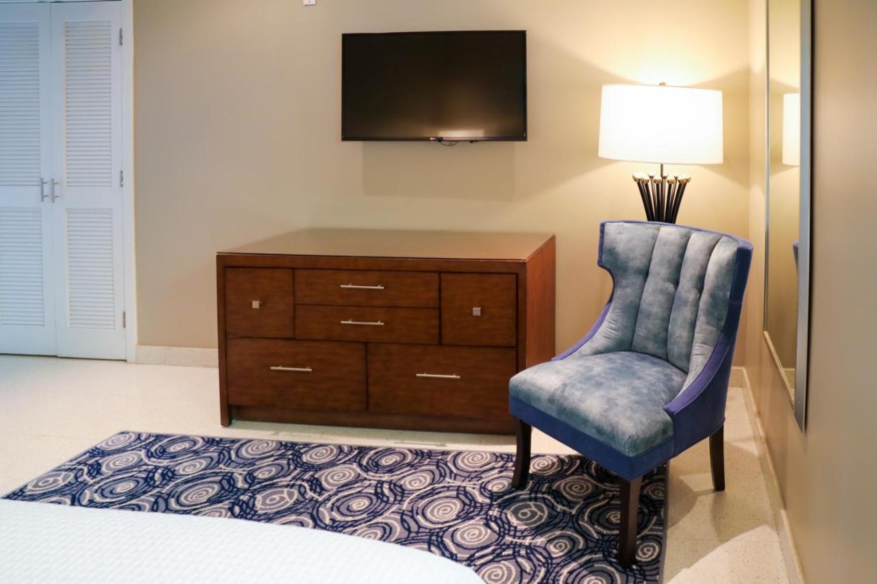 Orchid Key Inn - Adults Only Ки-Уэст Экстерьер фото