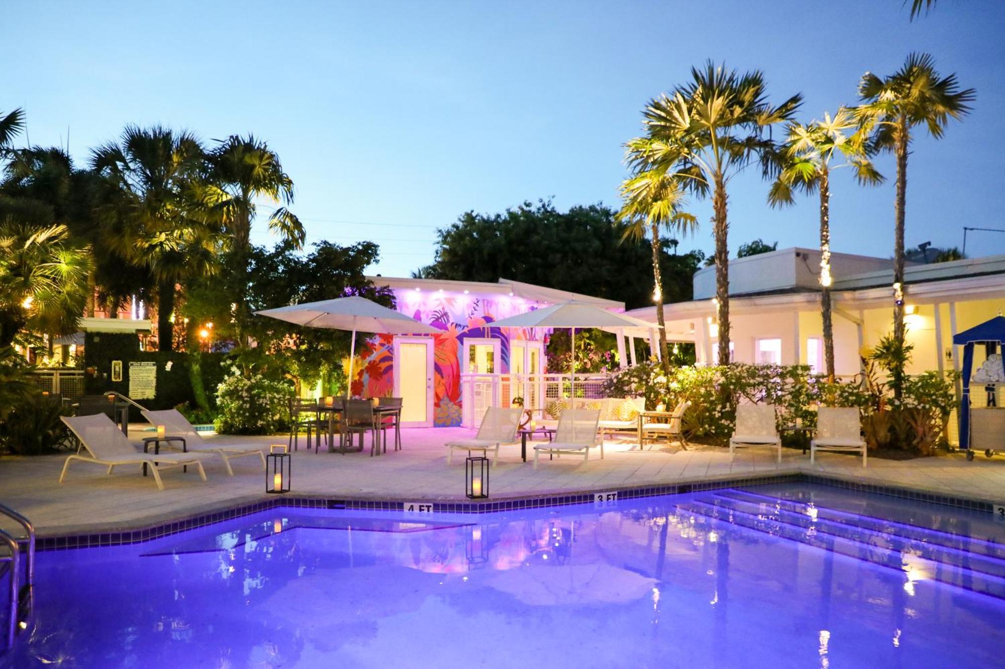 Orchid Key Inn - Adults Only Ки-Уэст Экстерьер фото